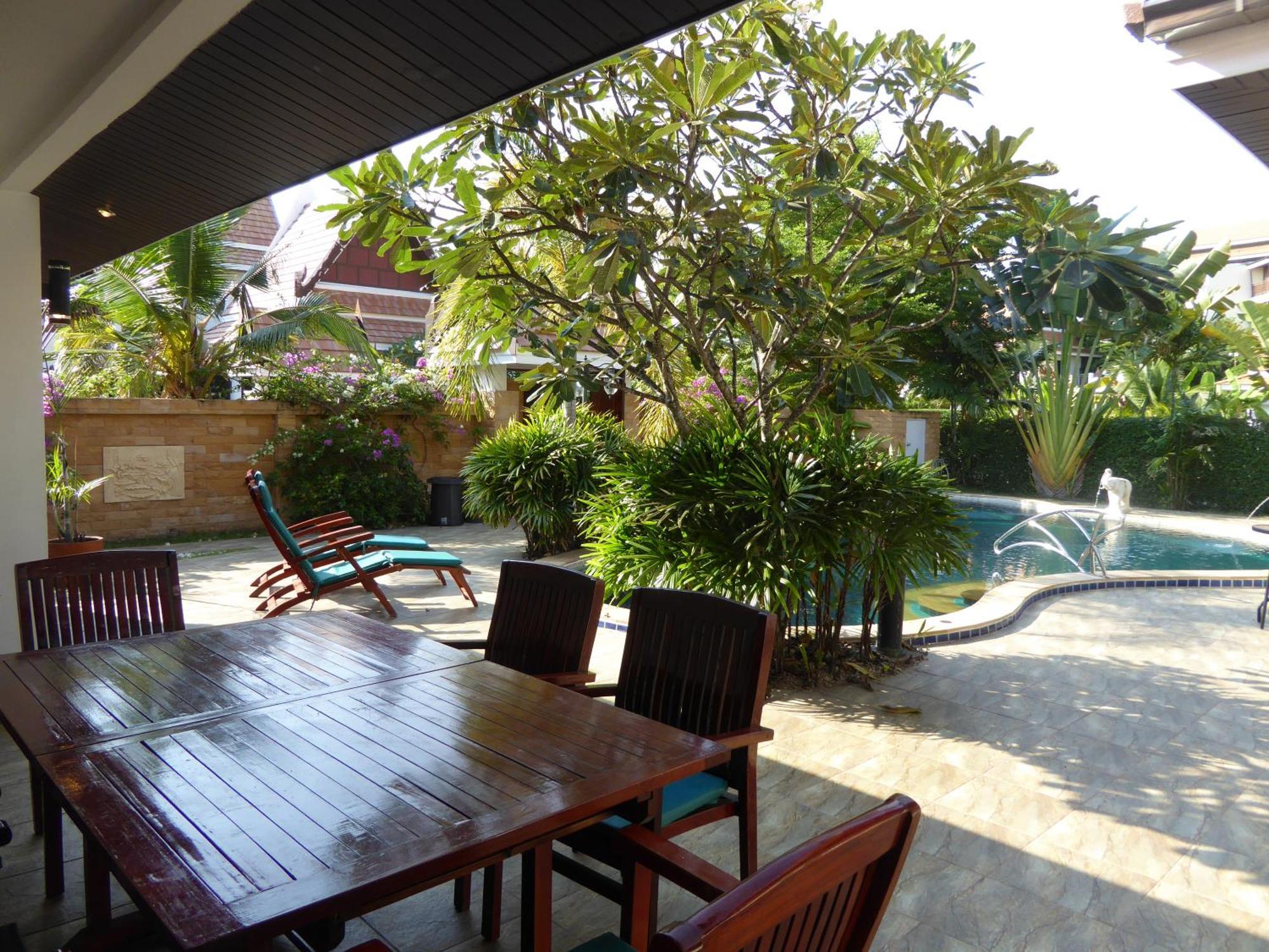 Vip Chain Resort Pool Villa Ban Phe Exterior foto